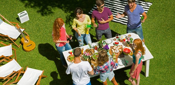 Artificial Grass and Your Barbecue